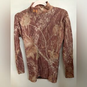 Under Armor camo lined shirt